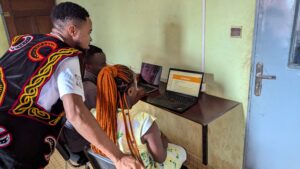Young innovators participating in hackathon training in Cameroon by Oppnergy